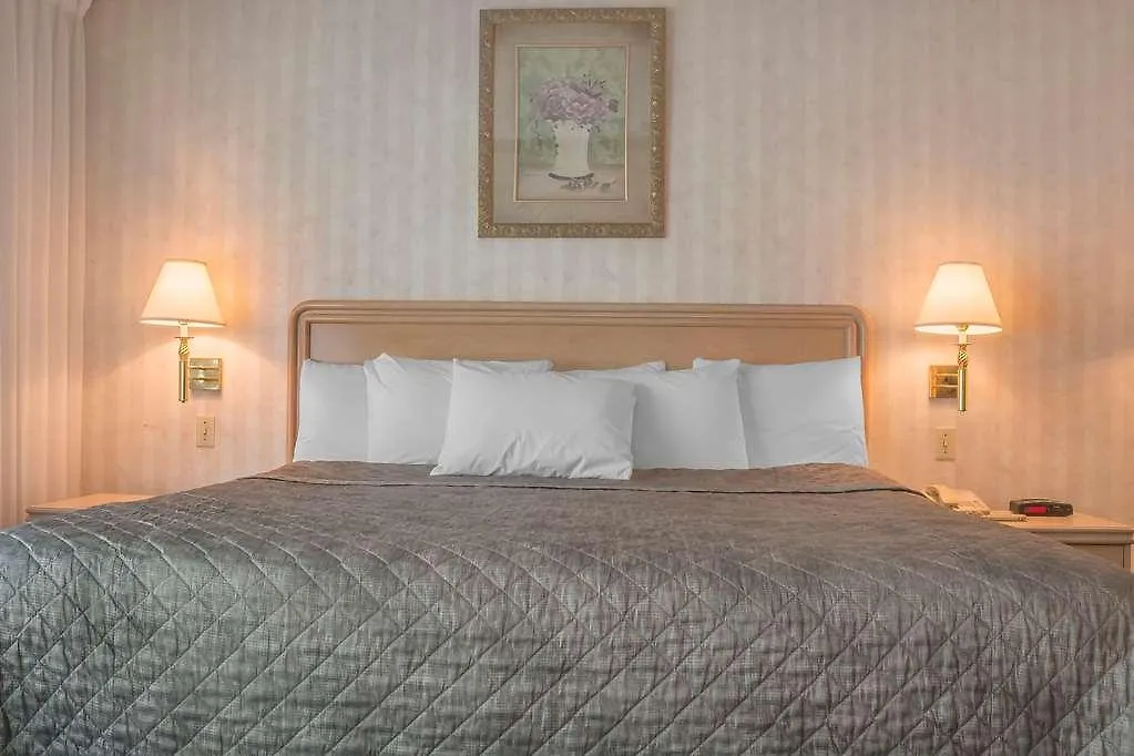 Rodeway Inn Fallsview Niagara-Fälle 3*,